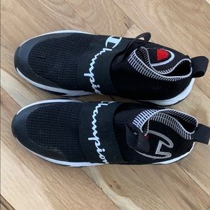 Champion reverse weave black Rally shoes